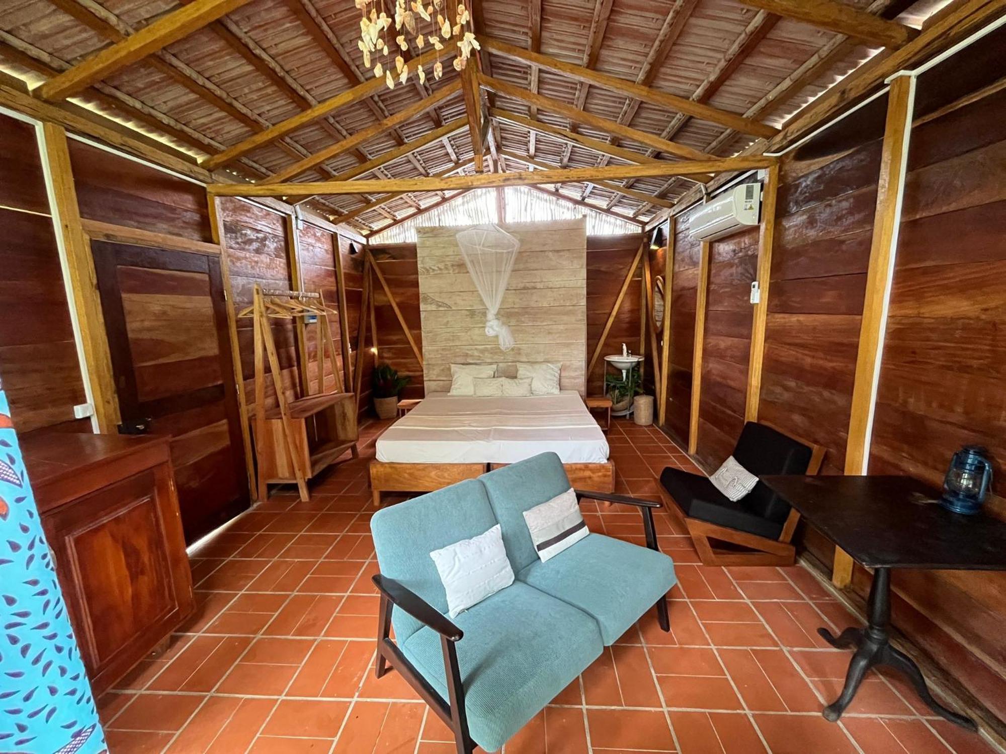 Hotel Roca Maria Helena-Principe Santo António Exteriér fotografie